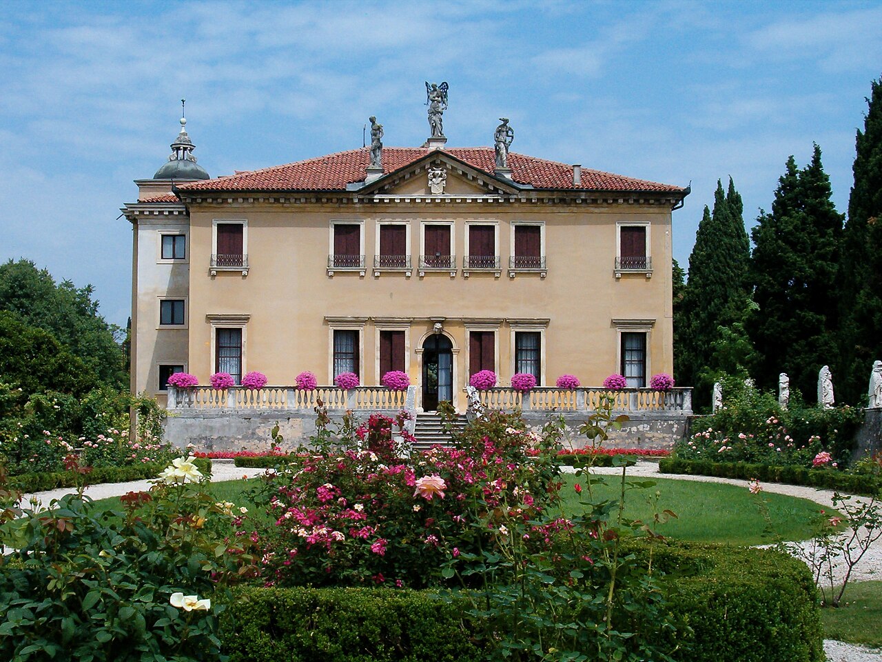 Villa Valmarana ai Nani and its garden